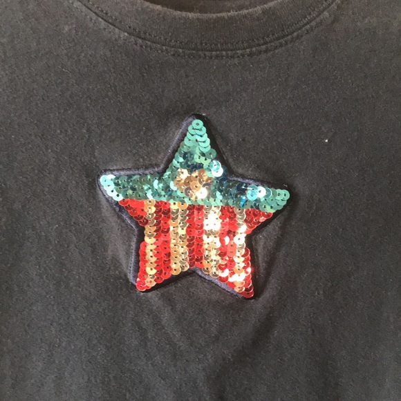 ❤️ Faded Glory T-Shirt w/Sequined Star -Size 6/6X - Picture 2 of 4